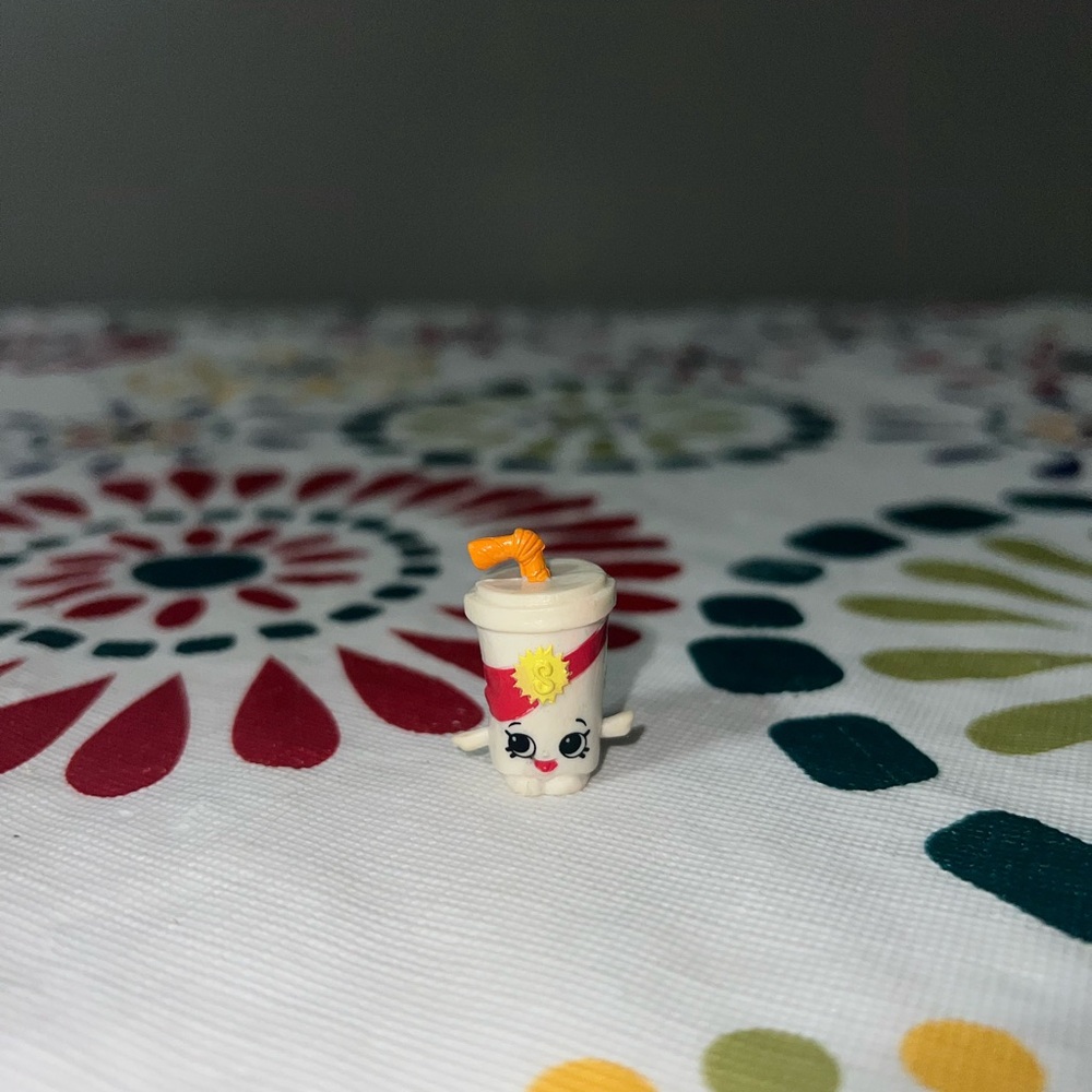 Shopkins: Season 3- Food Fair , Fast Food - Sadie Soda
